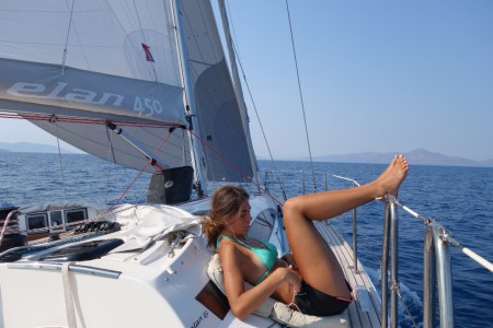 Code 0, fast cruising in light wind and no need to use engine